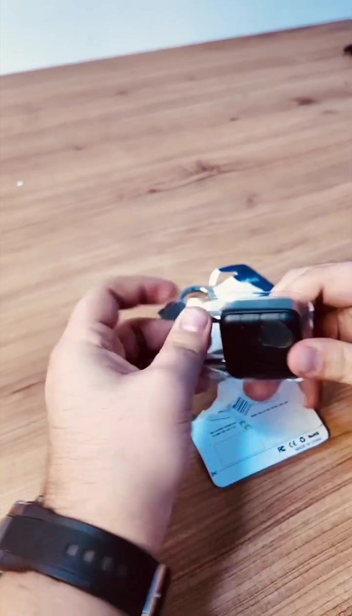 🚨 بعدك كل مرة تدور على مفتاحك؟ 😩🔑

تخيّل تفتح قفلك بمجرد لمسة من بصمتك! 👆🔐

قفل البصمة الذكي… راحة وأمان بدون مفتاح وبدون رقم سري ✨

✔️ يفتح ببصمتك بثانية
✔️ يحفظ لحد 20 بصمة
✔️ مقاوم للمَي والغبار 💦
✔️ بطارية تدوم لحد سنة 🔋
✔️ البطارية تتبدل بسهولة

💰 السعر: 18,000 دينار فقط
🚚 التوصيل مجاني لكل العراق 🇮🇶

🔥 خلّي بصمتك تكون مفتاحك من اليوم!
