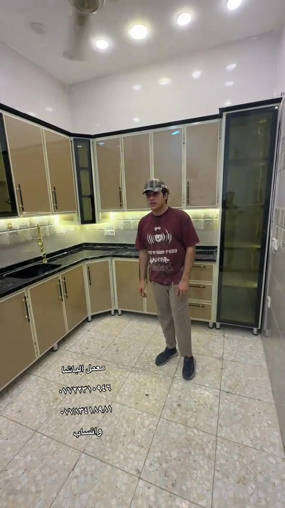 أخذ القياسات وشد ونقل داخل بغداد مجاني عنوانه بغداد الحسينيه#مطابخ_حديثة_المنيوم #كاونترات_عراقية #كاونترات_تركية #مطابخ 

نص مكتوب في الصور:
- معمل الباشا
- ***********
- ***********
- واتساب