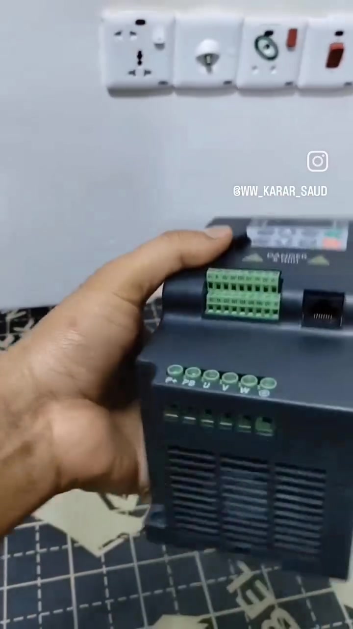 انفيرتر • جديد • بدون كرتون