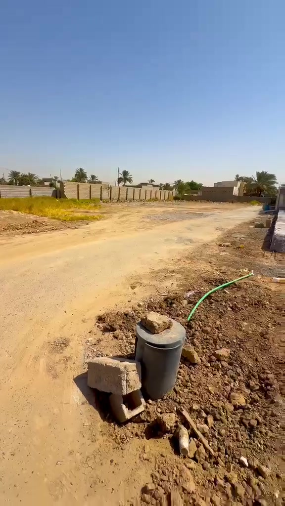 قطعة أرض للبيع

📍 المدائن – قريبة على بيت عجه ومدرسة الصافات
كامل الخدمات ماء كهرباء تبليط

المساحة الكلية: ١١٢٨ متر
طابو زراعي – سند ٢٥
مقسمة إلى قطع، كل قطعة ٢١٠ متر
سعر القطعة: ٣٠ بيها 
 مجال بسيط 

📞 للاستفسار والاتصال أو واتساب:
***********
