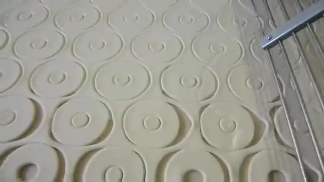 مكينة  انتاج دونات توركي فول ديجيتالي  كربايي ٣ فيز شرط شغل *********** واتساب ***********

نص مكتوب في الصور:
- Tiktok