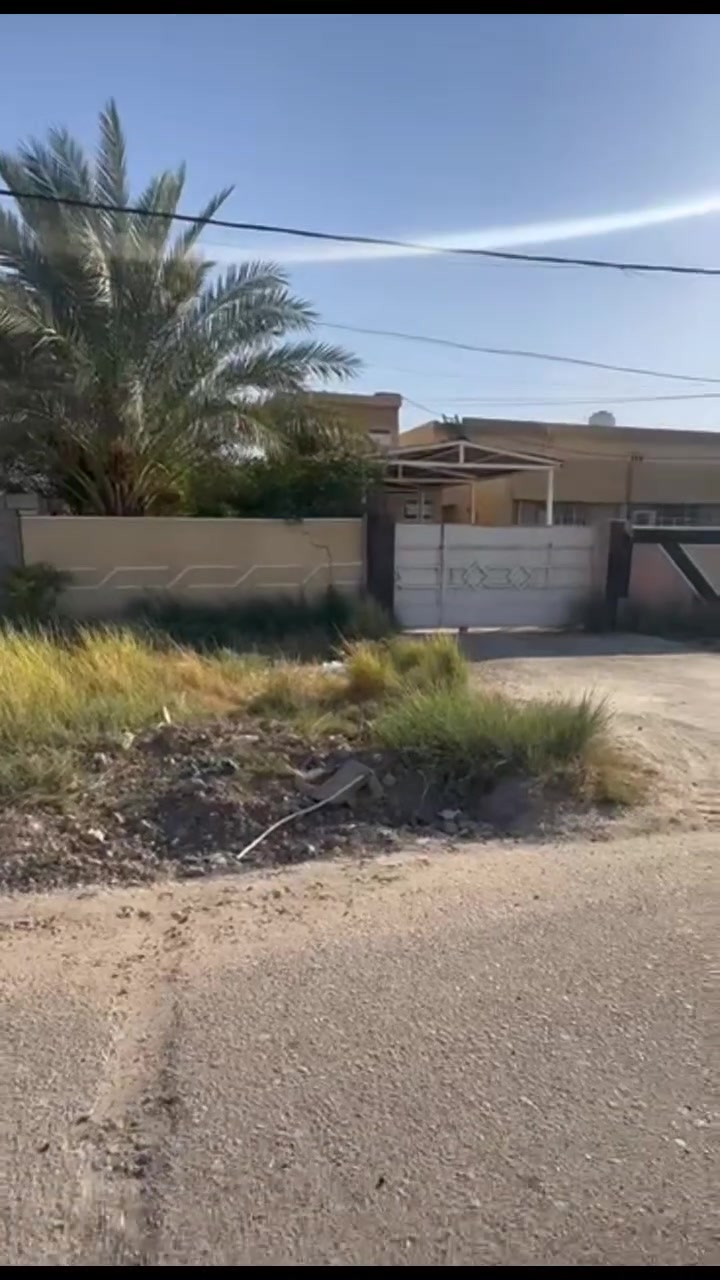 بيت ملك صرف للبيع طابقين
الطابق الأول ٣ غرم نوم
وطابق الثاني ٣غرف سويت
معه مشتمل معزول 
 المساحه الكليه ٥٠٠ متر
الموقع ابو غريب منطقه النخيل
خلف مجمعات أسد بابل للبيع
***********
