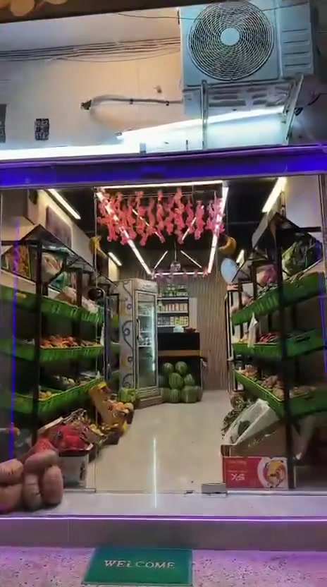 استاندات خضراوات وفواكه للبيع 6 قطع
ارتفاع 190
عرض 120
السعر 900 وبيعه مجال بسيط 
رقم ***********
