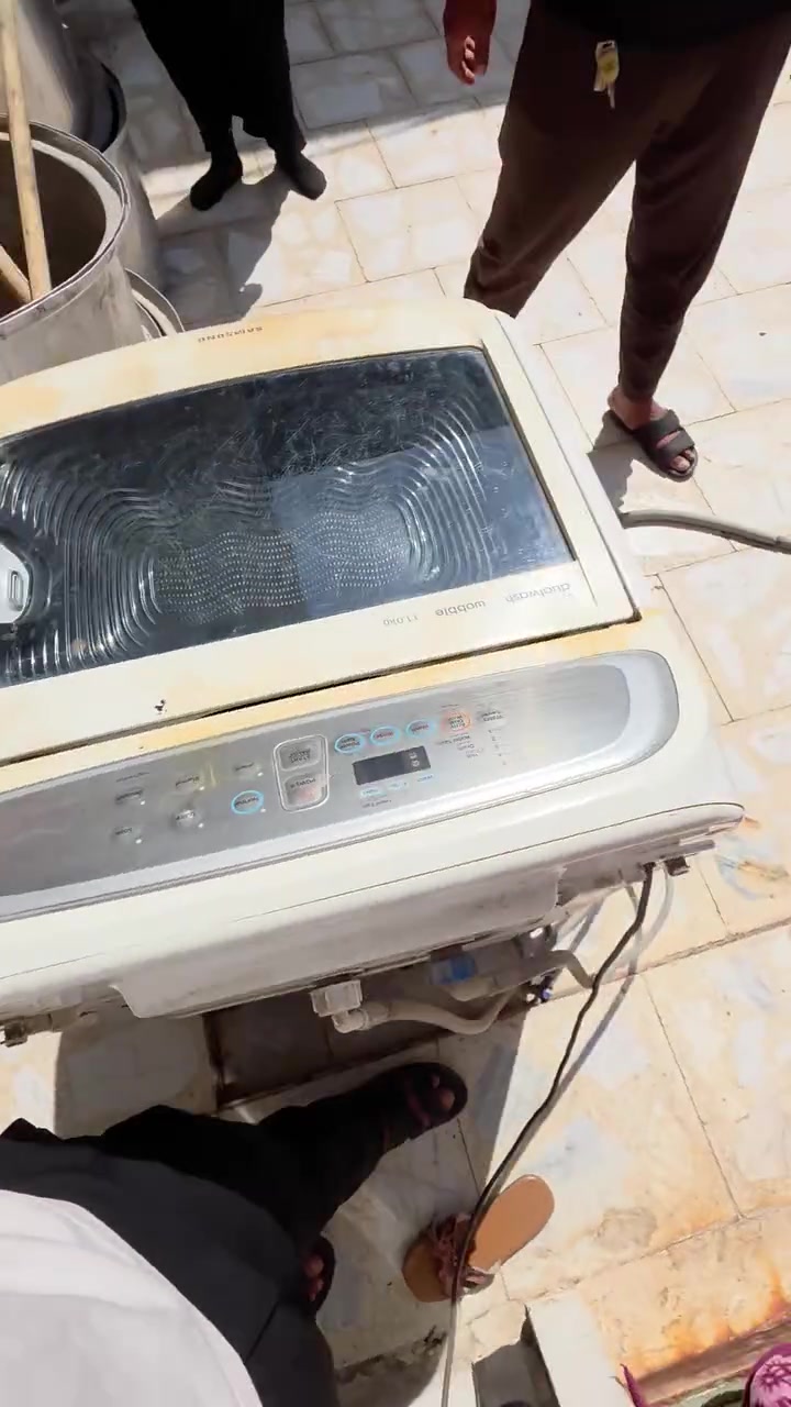 150 وبيها مجال
***********
