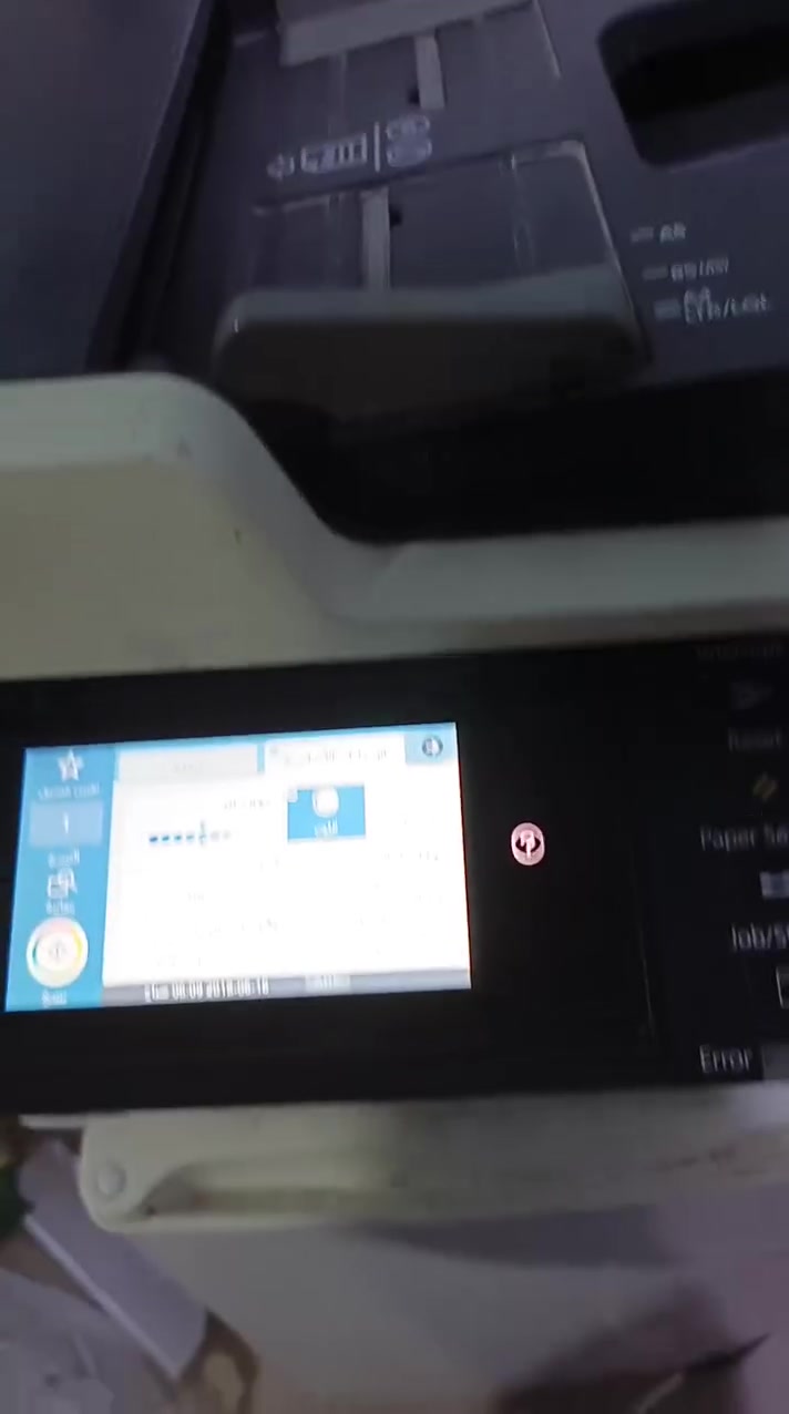 بصطابعه ستنساخ ملون وعادي بيها هاذ الصوت بس مابيها شي تستنسخ سعر 300 وبيها مجال عنوان البصره ***********
