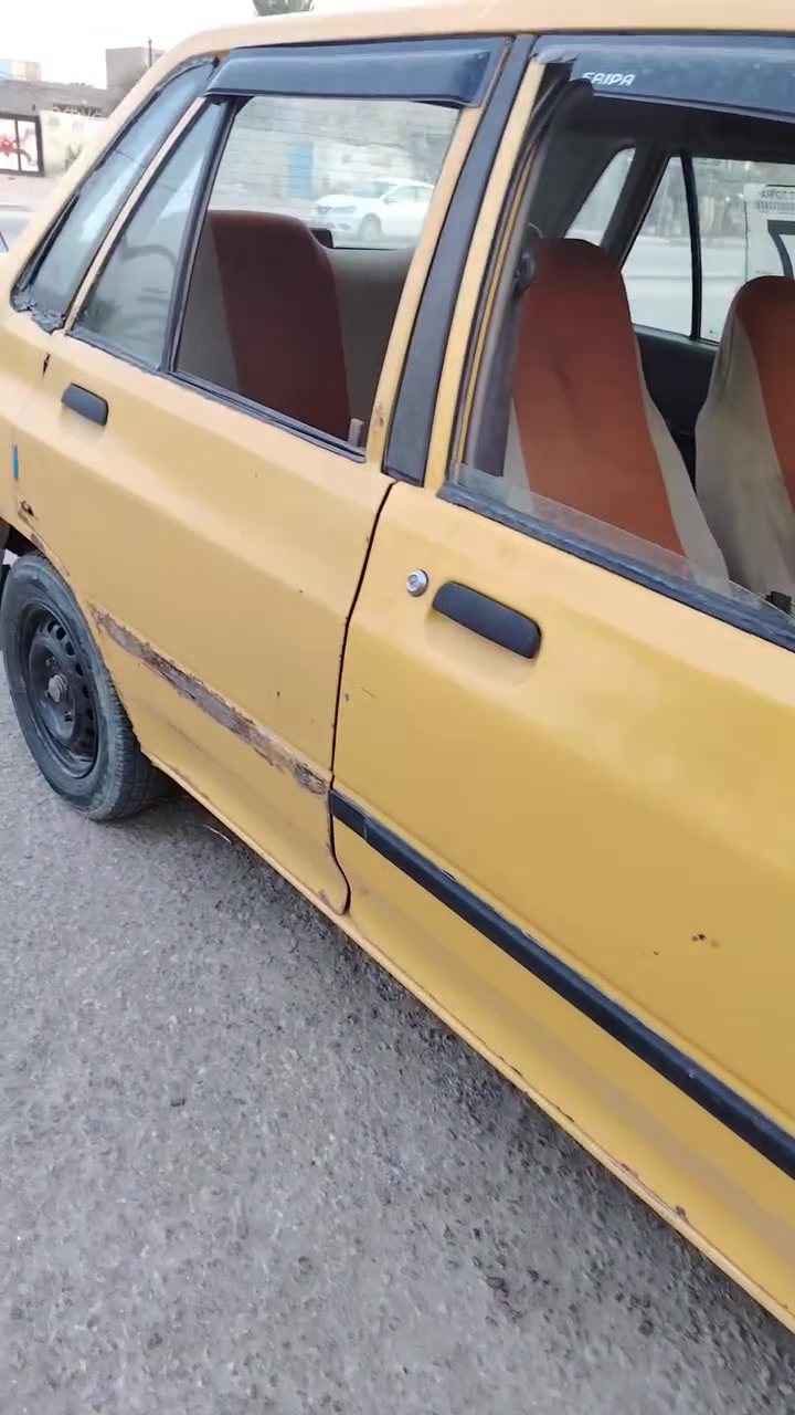 سايبه ٢٠١٢ سنويه ماصاقطه يرادلها شويه ترتيبات سعرها مناسب 15 ورقه وبيها مجال حك الجيه مكانها نجف شراي يتصل ع رقم ***********.     ***********
