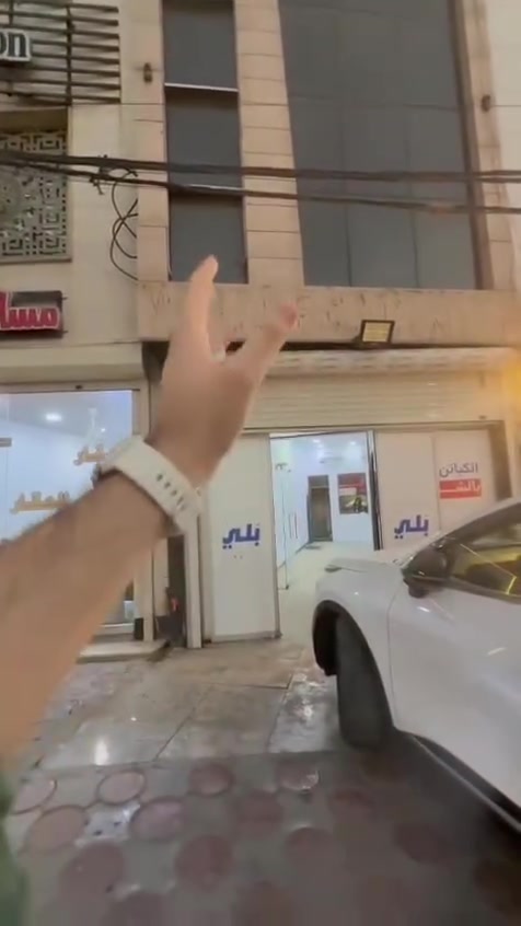 بناية كاملة • حي الجامعة • للإيجار