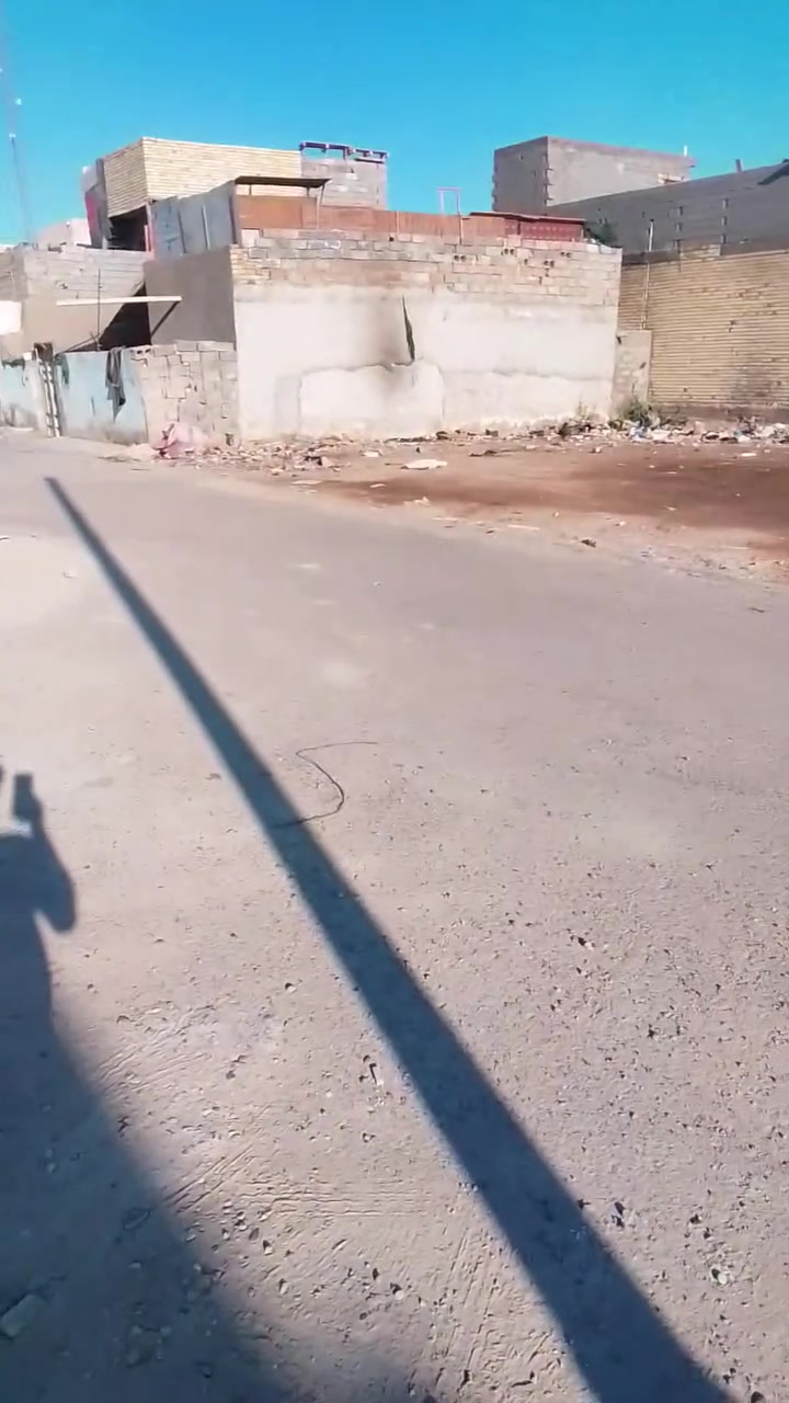 سلام عليكم بيت للبيع الحميديه شارع سيد عوده بيت بنا جديد مساحته 140مربع بيت جاهز شغل درجه اوله بايقي تفاصيل تصال ***********
