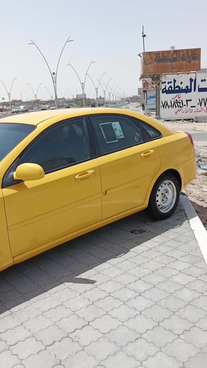 السلام عليكم بيع او مراوس حسب القناعه
اوبترا وارد كوري 
مصفره هيئة وقرامات 
رقم نكليزي قبل شهر ستلمته 
ب اسمنه السياره 
مكينه كير جدد
مصطرة نوزلات جدد
عبوة فيت بم جدد
راديتر جديده
منظومة تبريد كله توه شاده جديده 
بقه بس القاز 
تايرات ٣جدد
شاشه تاب مع كامره
دشبول بعده جديد
حداده تعبانه سدر كامل مع الشد  ب١٥٠ الف 
ينزل من السعر 
قطره خياس ما بيها 
مصبوغه جمالية 
ومدكر ل امامي بي بارد جهة العبري فقط 
والباقي كله كفاله 
كهربائيات من الطول الطول كله شغاله 
حماوه مابيها ابد 
السياره مال بيت ما نشتغل بيها
السعر 52
العنوان البصرة شط العرب الجزيرة 
للاستفسار *********** الخط شغال و ال واتساب

