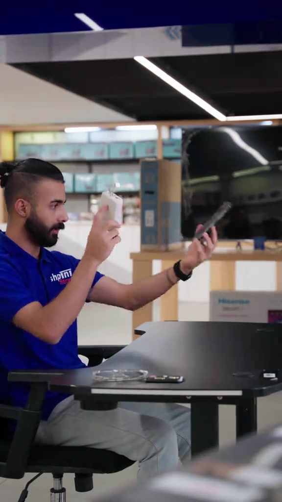 أداء قوي وتجربة سلسة تخليك تعتمد عليه بكل تفاصيل يومك. 📱⚡ Redmi Note 17 Pro Max متاح هسه للحجز المسبق من Shopini Store. #RedmiNote17ProMax #Redmi #ShopiniStore #شوبيني #موبايلات 
