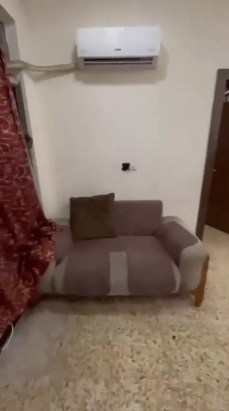 طالبات فقط غرفتين صاله مطبخ خدمات موثثه بالكامل حي دراغ بصف جامعه التراث طابق اول بمليون وقت. مفتوح

للتواصل
***********
