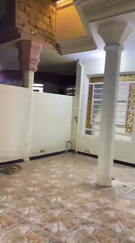 مشتمل طابقين جديد  للبيع ضباط برشته طابو صرف  المساحة ١٥٠م تريده مع الأثاث أو بدون اثاث حسب الاتفاق قريب من شارع ابو غزال للإستفسار اكثر ***********
