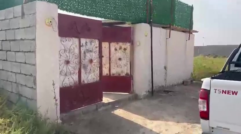 السلام عليكم 👋🏼 
مزرعه او حديقه للبيع 
مساحته 170 متر 
موقعها مقابيل معمل غاز 
متوفر ((كهرباء-ماء) وقريبا ينفتح عليه شارع يطلعك على معهد القلم وصالحه للسكن 
سعرها جدا مناسب 
اي استفسار اتصل على رقم او واتساب 
*********** رائد البلداوي للعقار
