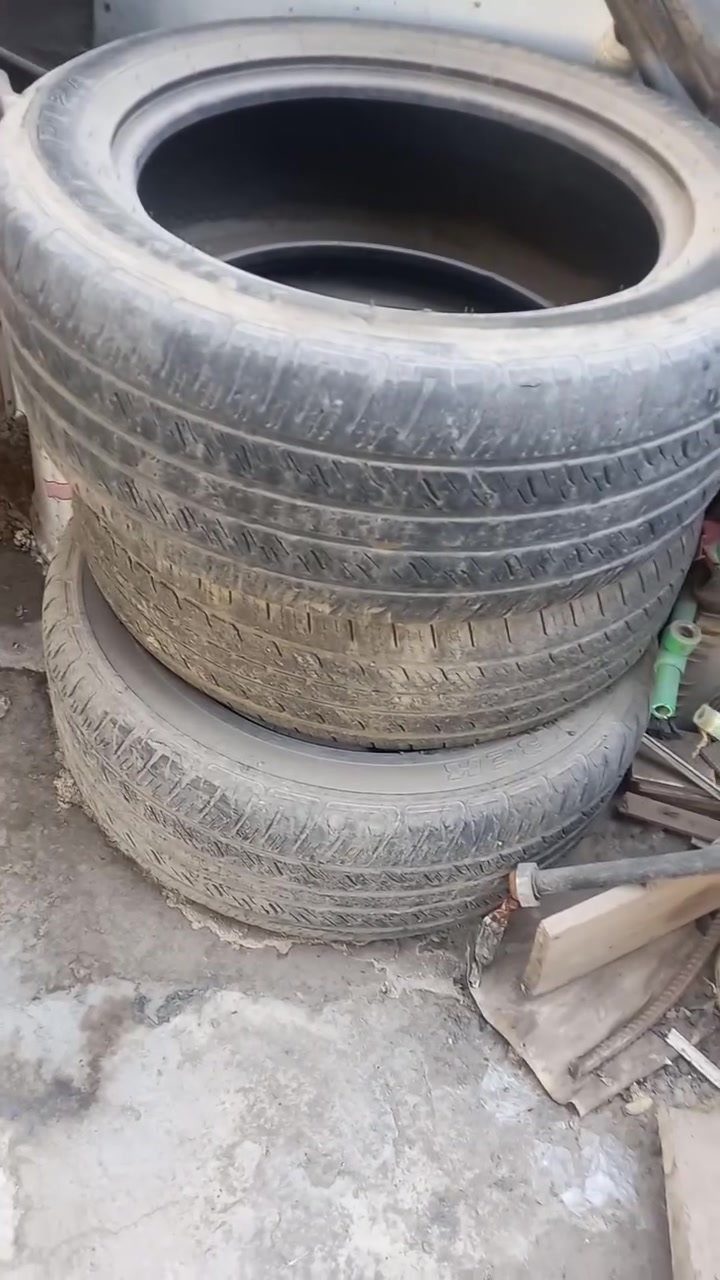 تخم تاير جكساره للبيع النظافه 70 بالميه السعر 150 الف مكاني نجف ***********
