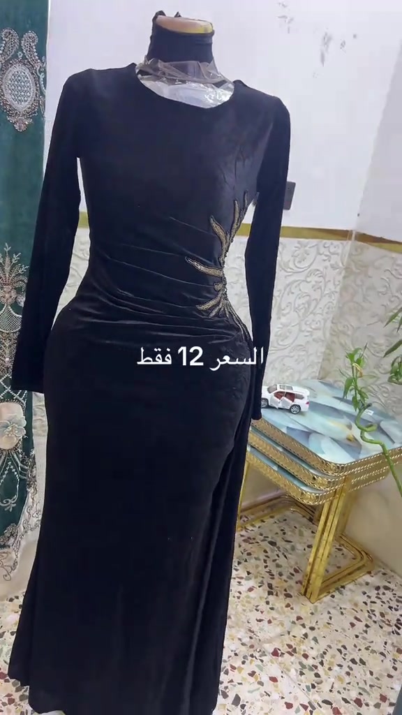 

نص مكتوب في الصور:
- السعر 12 فقط