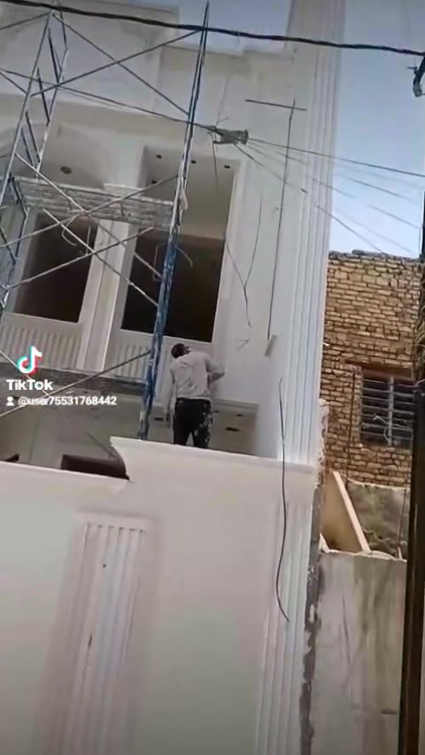 لباخالسوري
واشتغل الواجهات الحديثه 
الفوم التركي طلس بالمادة كلاكيم 
***********
