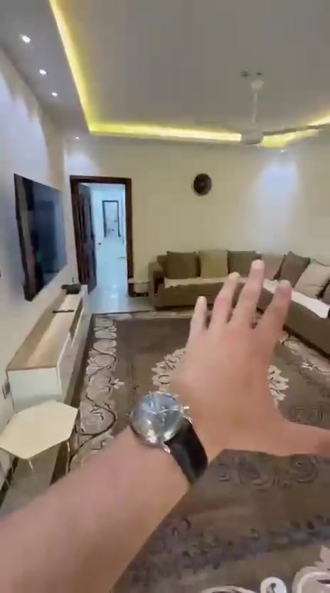 شقة مؤثثة للايجار المنصور قرب فلكة بيجية شارع حكام 
صالة مطبخ وغرفتين نوم وصحيات ٢ 
بمليون
وتامين ٥٠٠ الف 
 للاستفسار ***********
