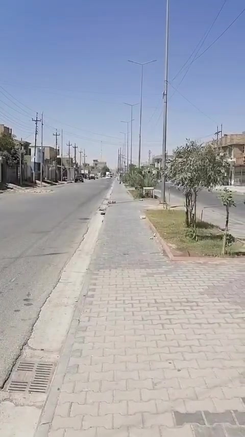 البيت الليبع في واسط كوت منطقه الفلاحية مساحه 155 بل سند واقع حال 225 شارع 10 متر وطب دربونة 6 متر والبيت مطلوب مبادرة 60 مليون دينار عراقي  تسديد بالشهر 373 ولبيت كلش جديد من ماي كهرباء شغل درجة أولى قريب على المدارس السعر اتصال على رقم ***********
