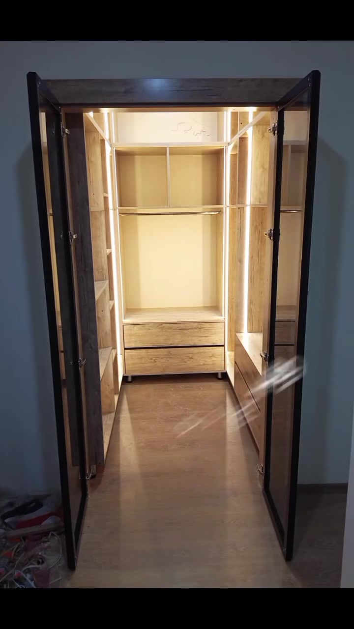 دارنا للمطابخ والديكورات 
غرف نوم دريسنك روم غرف اطفال ديكورات
العنوان حي الجامعة شارع الربيع 
***********
***********
