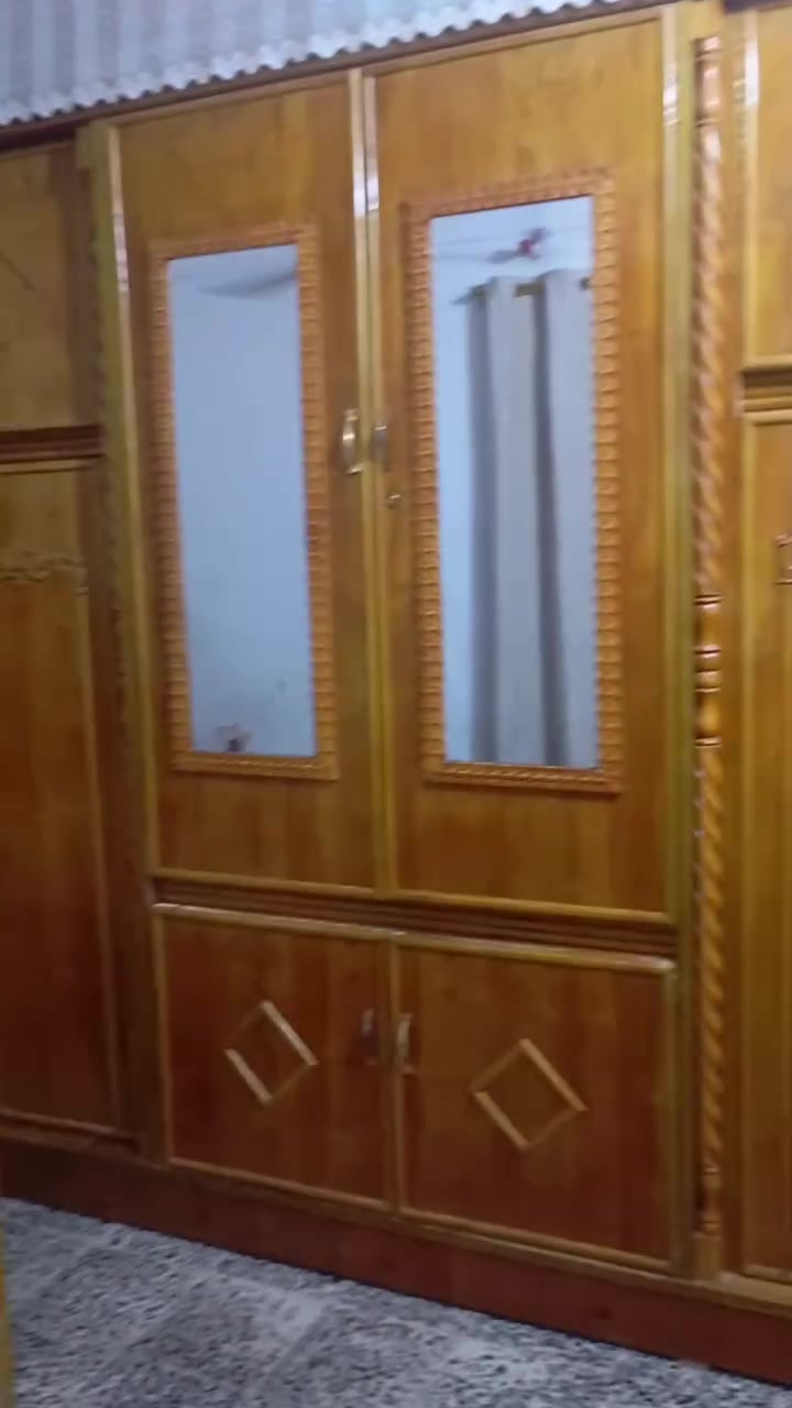 لبيع ام السته طابقين ***********
