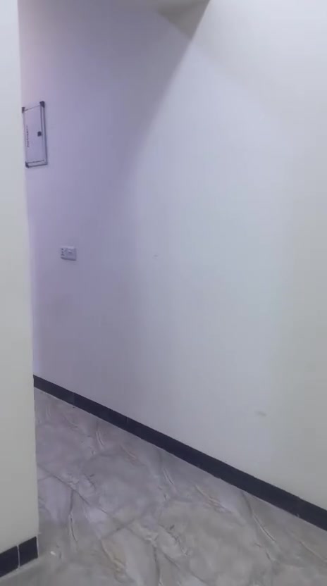 الكرادة • غرفتين • طابق ارضي