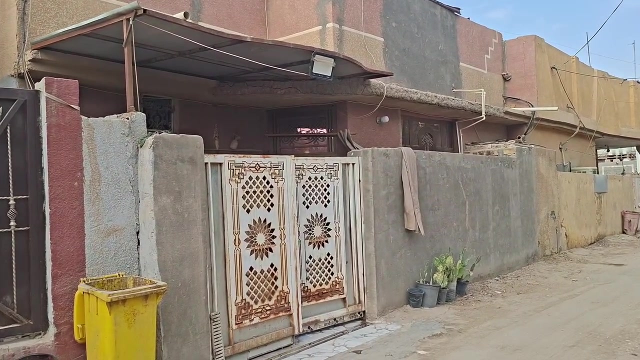 نادر كراغول • ١٢٠م • سند ٢٥