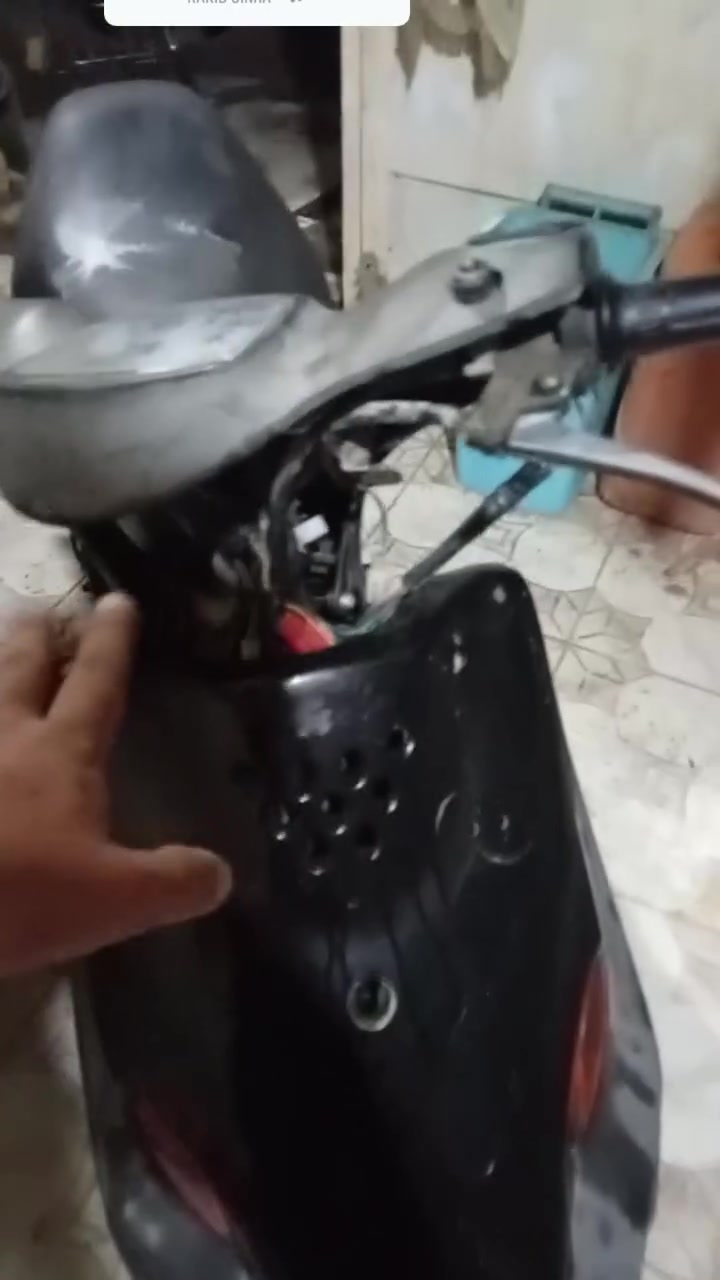 البيع مكاني حله مركز شارع 80 مال كربله سعره 150وابيه مجال رقمي بي واتساب ***********
