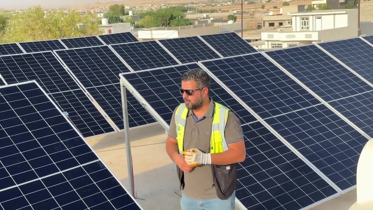 🚀 إنجاز جديد من شركة Eco Energy للطاقة الشمسية

☀️ 36 لوح LONGi X10 عالي الكفاءة
⚡ انفيرتر Deye بقدرة 16 كيلوواط
🔋 4 بطاريات Deye سعة 16 كيلوواط/ساعة

✅ قدرة تشغيل تصل إلى 60 أمبير نهاري
✅ قدرة تشغيل تصل إلى 60 أمبير ليلي
✅ مدة تشغيل تصل إلى 4 ساعات
✅ أداء عالي واستقرار بالطاقة على مدار اليوم

🛡️ الضمان:
🔹 ضمان الانفيرتر Deye: 5 سنوات
🔹 ضمان البطاريات Deye: 5 سنوات
🔹 ضمان ألواح LONGi X10: 12 سنة

📍 خانقين – ديالى
📞 ***********
📞 ***********

📍 بغداد – السيدية، شارع قطر الندى، قرب سنتر بغداد
📞 ***********

🌞 استثمر بالطاقة الشمسية وتمتع باستقلالية أكبر وتوفير مستمر بالكهرباء.

#ايكو_انرجي #الطاقة_الشمسية #LONGi #Deye #خانقين #بغداد #طاقة_شمسية #SolarEnergy #الطاقة_المتجددة
