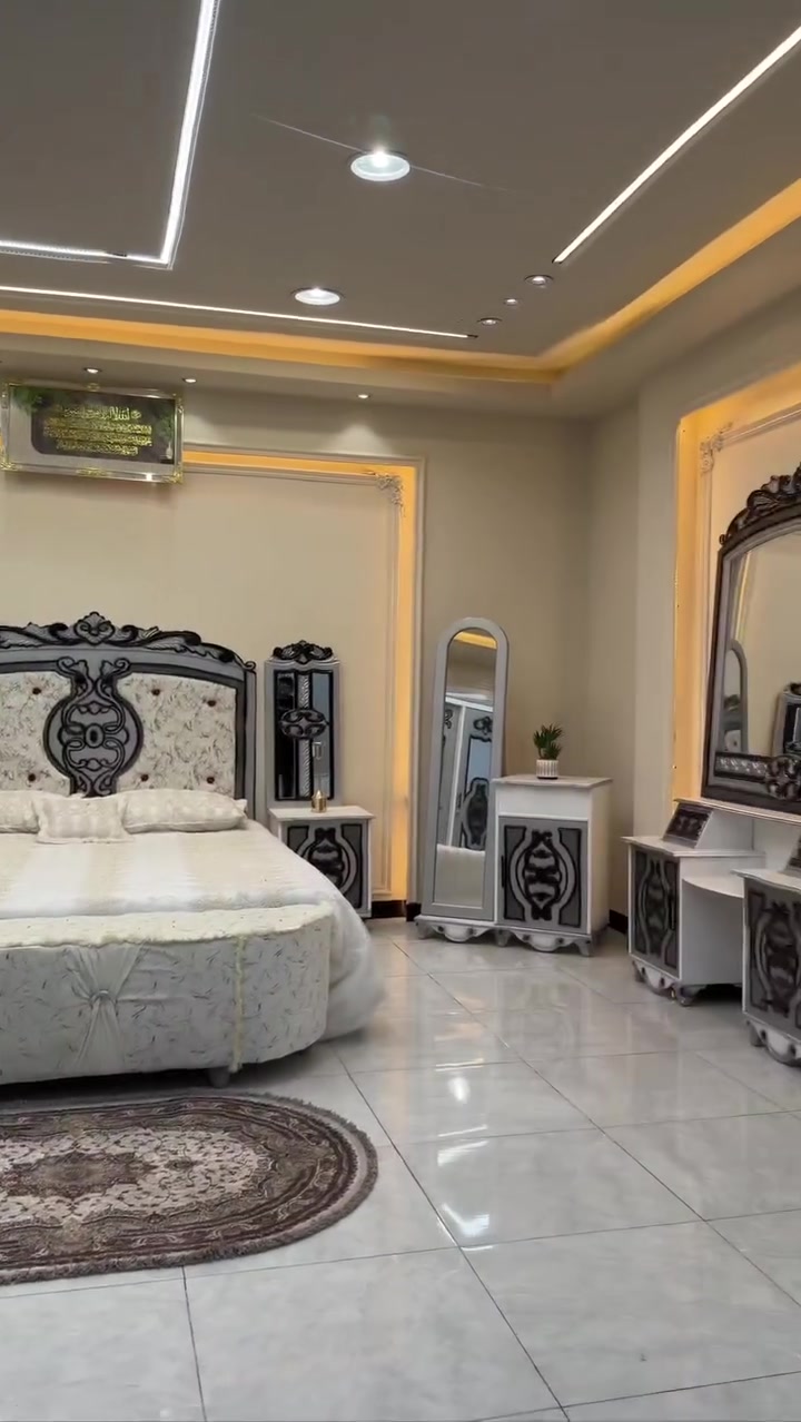 مليون و50 الف 😍

غرف نجاره عراقيه 💯💯

تتكون من 8  قطع 

عرض الكنتور 3 و20سم

ارتفاع الكنتور 2 و20سم

السرير بلوك ٦ ارجل

طول السرير 200 سم 

عرض السرير 160 سم 

الضهر براغي

 

الشازلون 50 الف

 #الجميع #غرف #نوم #عراقية
