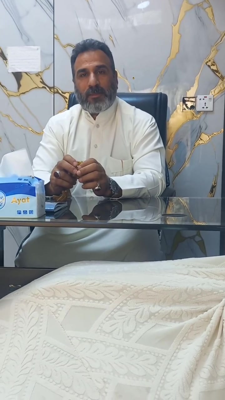 رحلات العمرة على خطوط الجوية العراقية والعالمية يوم ٢٠٢٦/٨/٤. نقل المعتمرين من المكتب إلى المطار ومن المطار إلى المكتب اثنا العودة من الديار المقدسة هدايا المعتمرين 1.حقيبة سفر +حقيبة كتف 2.احرام رجالي +احرام نسائي 3.باج تعريفي للرجال 4.ووشاح تعريفي للنساء 
🏢.السكن في المدينة المركزية المنورة 
🏣.فنادق مكة المكرمة محبس الجن 
🍲.ثلاث وجبات طعام  
الاستفسار والاتصال/*********** واتساب.                 
                          أو *********** واتساب 
بإدارة الحاج أبو ليث الهلالي 
العنوان/ بغداد/المدائن/التاميم شارع ٦٠/مقابل عمارة الليث

