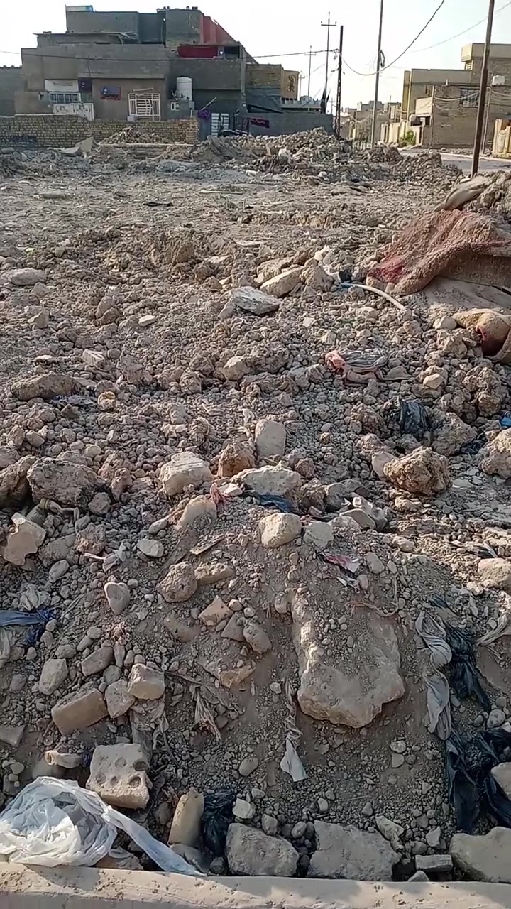 قطعة أرض 200 متر على الشارع العام صايرة ركنين على شارعين في المربع الاول في خضراء الدسيم
والتفاصيل موضحه في الفيديو 
للاستفسار الاتصال على هذا الرقم ***********  ابو احمد الدلفي 

غير متواجد على الخاص
