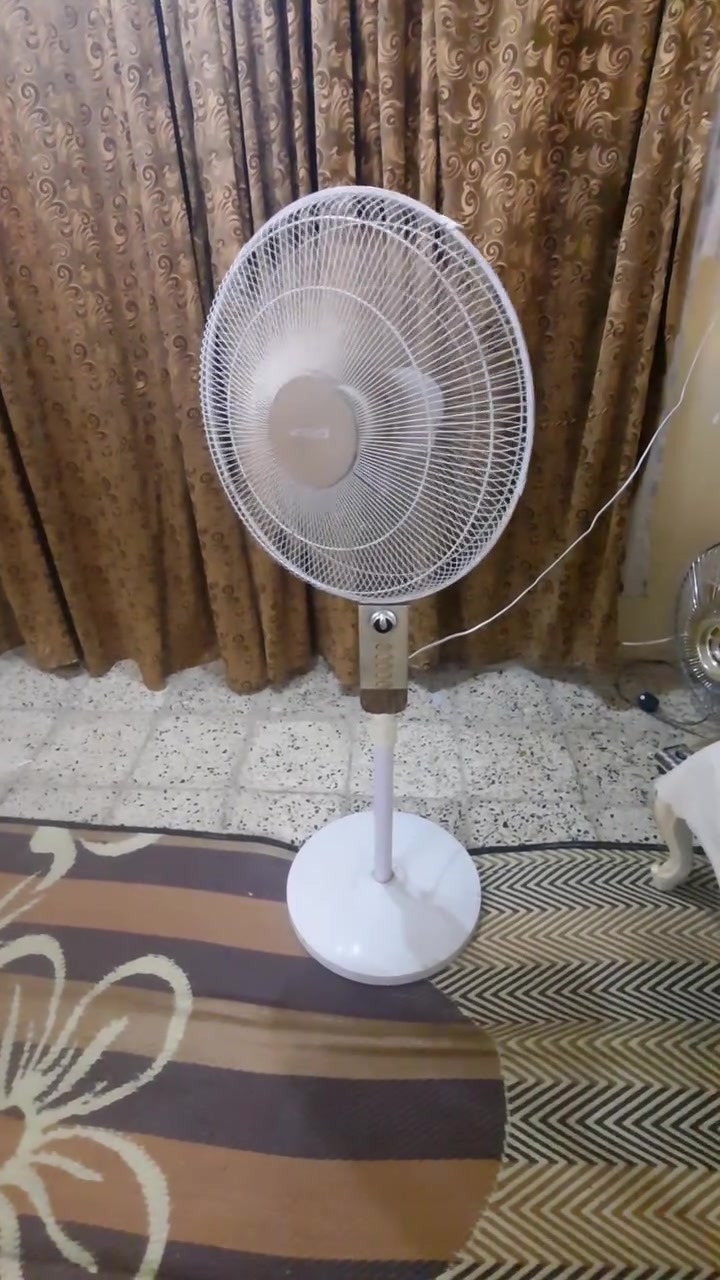 مروحة عمودية • نضيفه • كربلاء طويريج