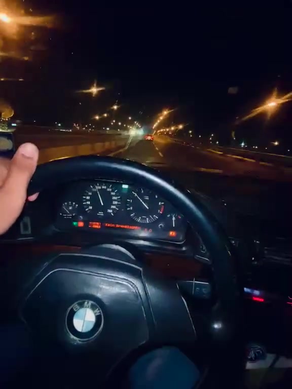 بي أم • ١٩٩٢ • تحويل وطني