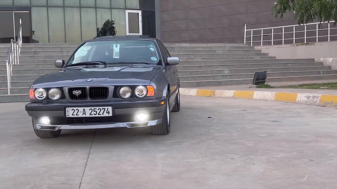بي ام للبيع 525iaمسكر *********** محرك و كير شرط تبريد شغال ثلج ❄️ بسمي سنويه بدون ضرر مكفول موديل1992  مكاني كركوك سعر 67بي مجال ***********  باقي تفاصيل خابر و تددلل

