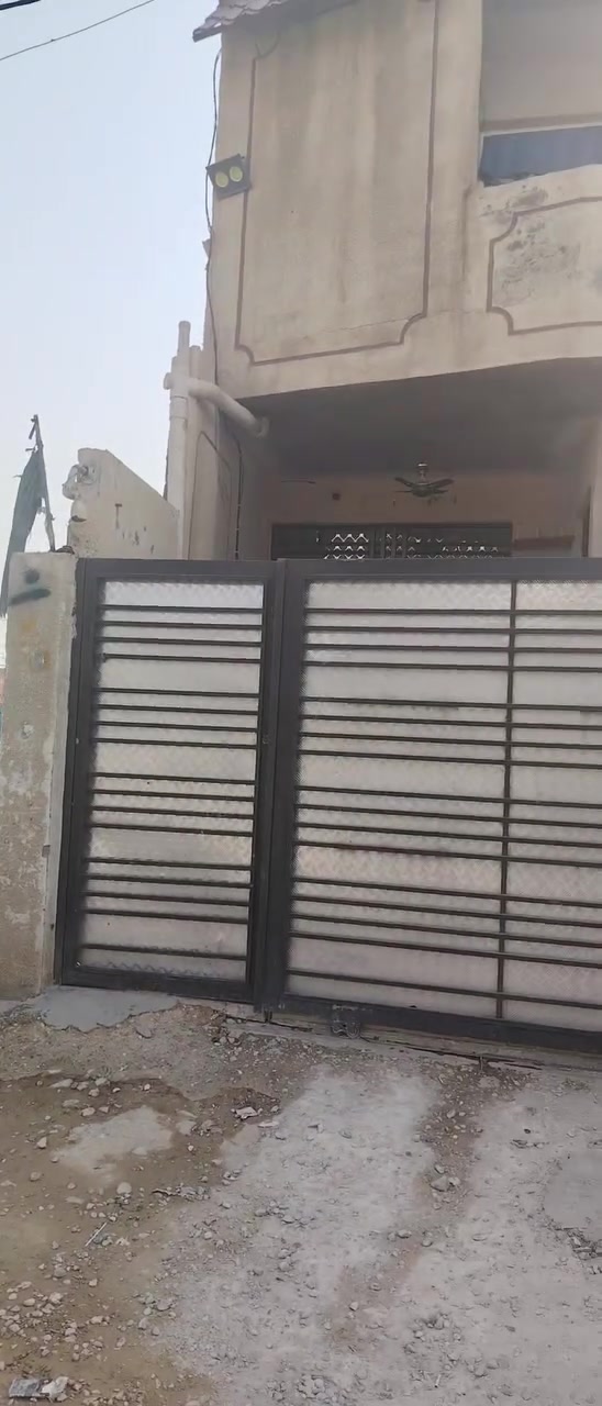 للبيع واقع حال العبيدي الشارع العام مقابل معمل الطحين ١٤٠متر قاطين بناء جديد كامل مكمل عارضه ٧٠وبي مجال ***********

