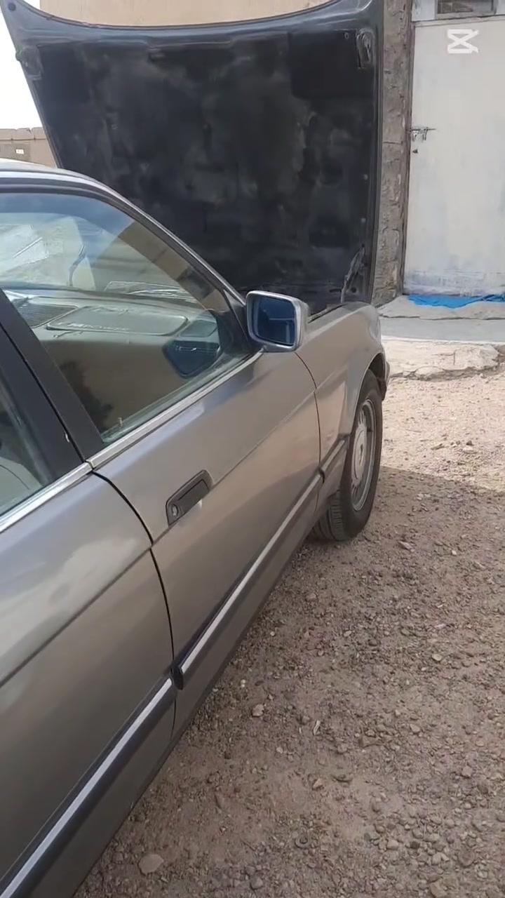 السلام عليكم
للبيع او مراوس بي ام دبل يو   م ١٩٩٣ رقم بعداد محرك    V8 740   كشن كهرباء تدفئه تبريد  غرفه جديده. صبغ حزام جماليه  مكينه  جدبده. كير جديد  صدر جديد سياره جاهزه  سعر  60$وبيه مجال  متواجد بغداد الحريه تواصل وتساب تصال ***********👍🔥
