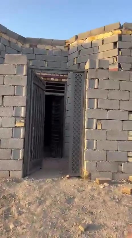 سلام عليكم هيكل البيع بل سبل مساحه 110 تصل على رقم ***********
