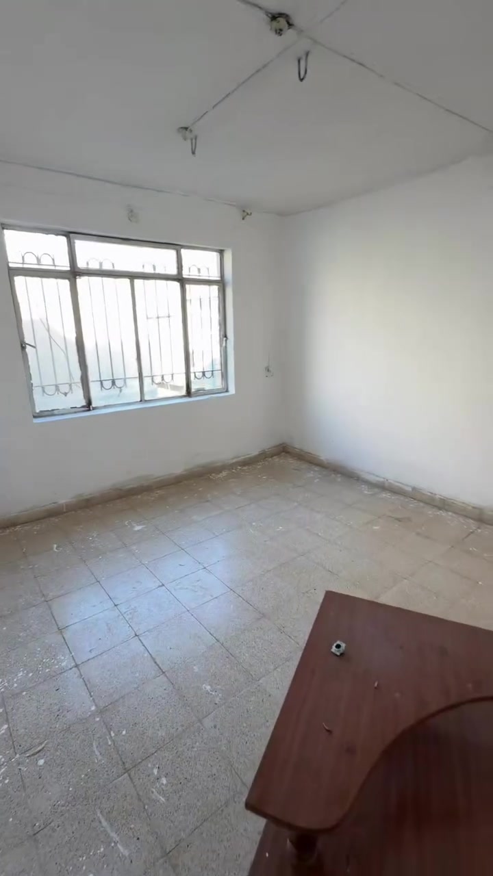 ‼️للأيجار !! مشتمل طابق ثاني الموقع حي الزهراء (قرب المدارس)
المشتمل يتكون من غرفتين نوم وصالة ومطبخ وصحيات المطلوب عائلة بسيطة وعدد قليل
للاستفسار الاتصال على الرقم : ***********
السعر مناسب جدآً
