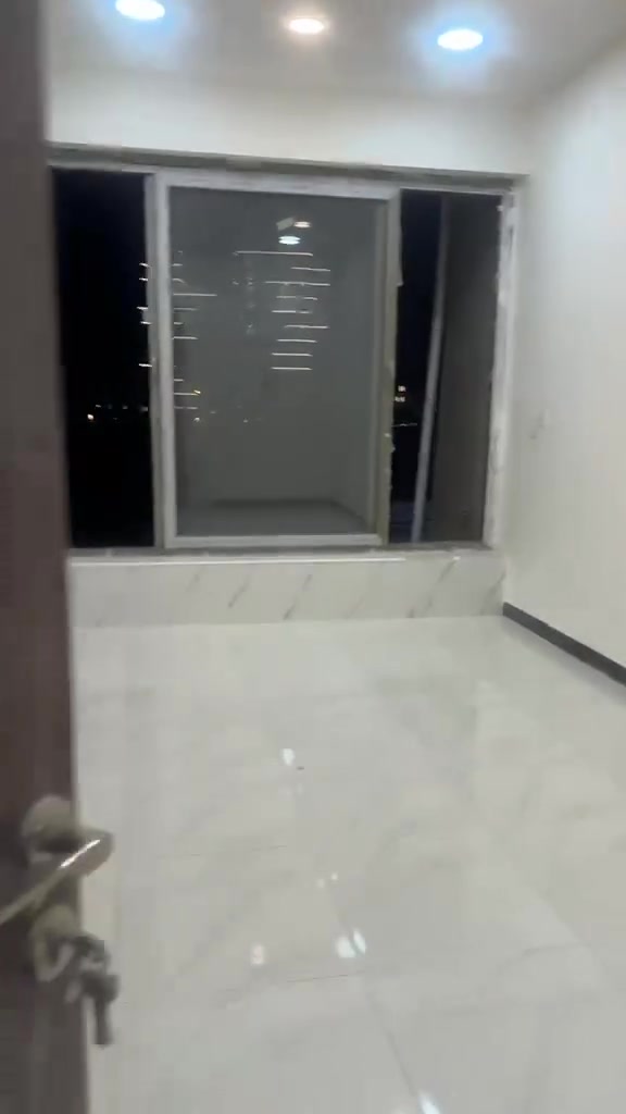 شقة طابق اول موقعها الكائن :
الكاظمية خلف مسبح العبسلي.

غرفتين وصاله كبيره ومطبخ وهول كبير مساحة الشقة 150 متر وحمام ومنور.
للتواصل ولمعرفة التفاصيل.. الاتصال على الواتساب 
***********
