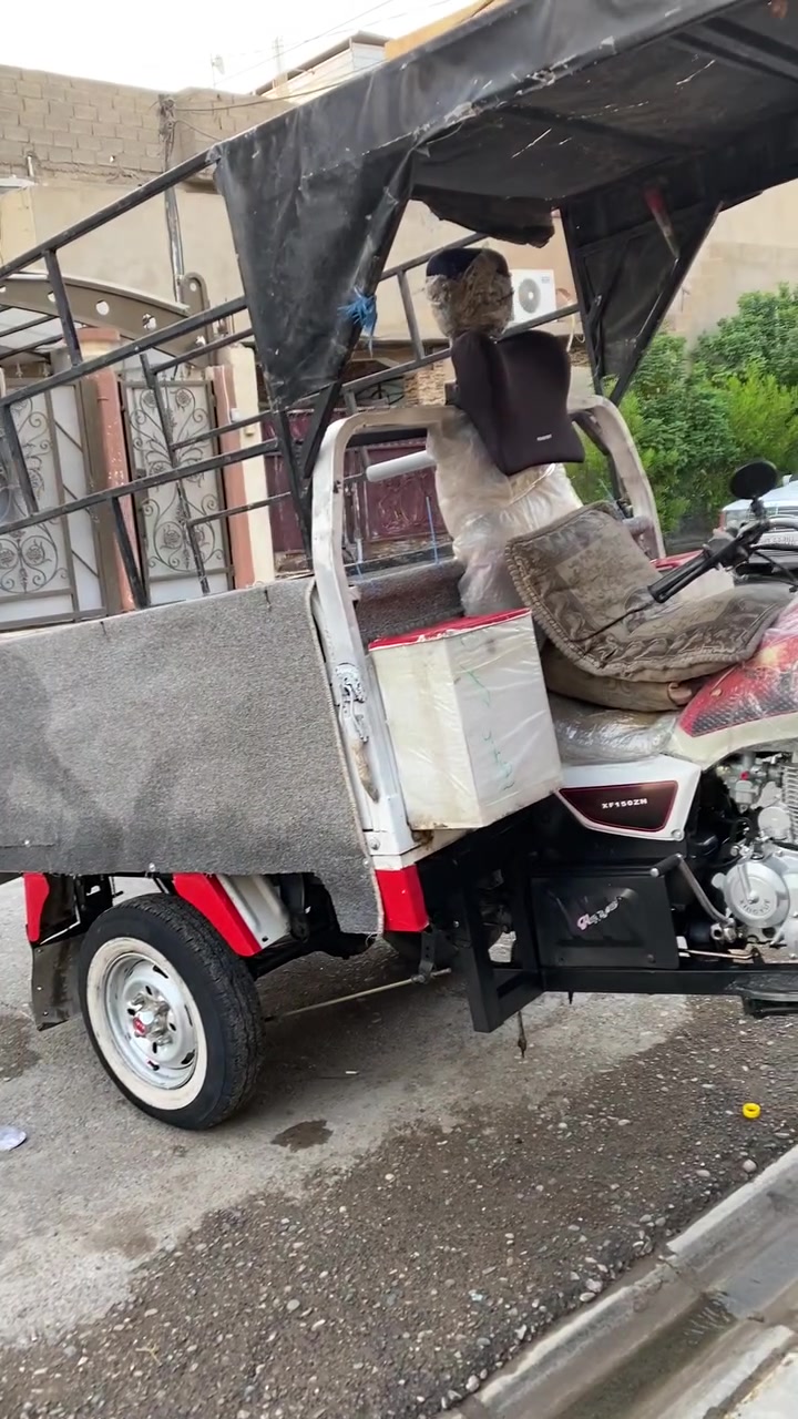 السلام عليكم

ستوته للبيع كل عيب مابيها كهربائيات شغاله كامل محرك ركبه بالشرط سعر مليون 550 بلاديه قطره صبغ مابيها اوراق منفيس بليته كامل 

واتساب ***********
