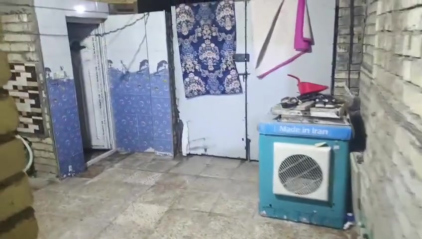 دار البيع بغداد الزعفرانيه زراعي مساحه 100وجهه 5بناء طابوك الاستفسار والسعر ع خاص الرقم ***********

