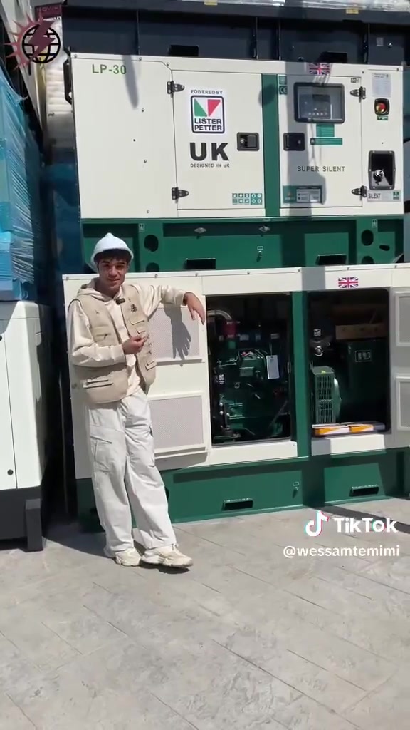 القدرة المستمرة (Prime Power): 150 kVA (ما يعادل حوالي 120 كيلوواط - KW).
 القدرة القصوى (Standby Power): 165 kVA (حوالي 132 كيلوواط - KW).
 الجهد الكهربائي: 230 / 400 فولت (3 فاز / 3Phase).
 التردد: 50 هرتز (عند سرعة 1500 دورة/دقيقة - RPM).
المحرك (Engine Specs)
 نوع المحرك: Lister Petter (سلسلة Venus / طراز LP665G2).
 عدد السلندرات: 6 سلندر.
 نظام التبريد: تبريد بالماء (Water Cooled) مع راديتر مخصص للمناطق الحارة.
 نظام السحب: توربو (Turbocharged) مع مبرد هواء (Intercooler).
 سعة المحرك: حوالي ليتر. مشتغله ٦٠٠ساعه رقم الهاتف ***********
