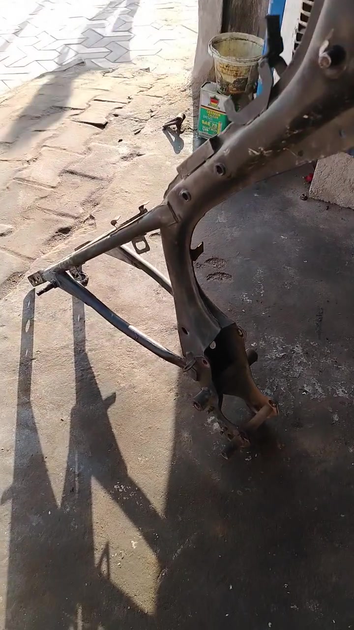 سلام عليكم البيع شاصي موديل 19 ارشه وراق كامله مكفول سعر 275 قفلهه خاص مفتوح الو تصال على رقم *********** مكاني شطره
