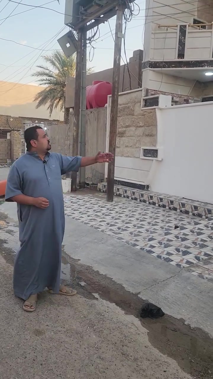 سب بيت بحي العصري للبيع بسعر بيت بالديوم المساحه ١٥٠ الواجه ٧ ونص نزال ٢٠ سعر القطعه ١٦٠ وبيها مجال للاستفسار الاتصال *********** او مراجعه مكتب مياسين للعقار الأستثماري  
ملاحظه التعامل مع صاحب القطعه مباشر
