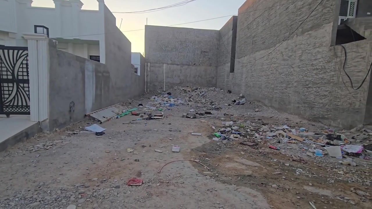 قطعة ارض للبيع تكريت ديوم المربع ثاني بظهر شارع ٦٠ واسواق الزوبعي ٢ مساحه ٢٠٠ متر واجهه ١٠ نزال ٢٠ صاده على شروق الشمس خدمات مجاري مي كهرباء سكن قريبه على المدارس 
للاستفسار 
***********
***********
بشار الكميت للعقار 
تكريت الديوم
