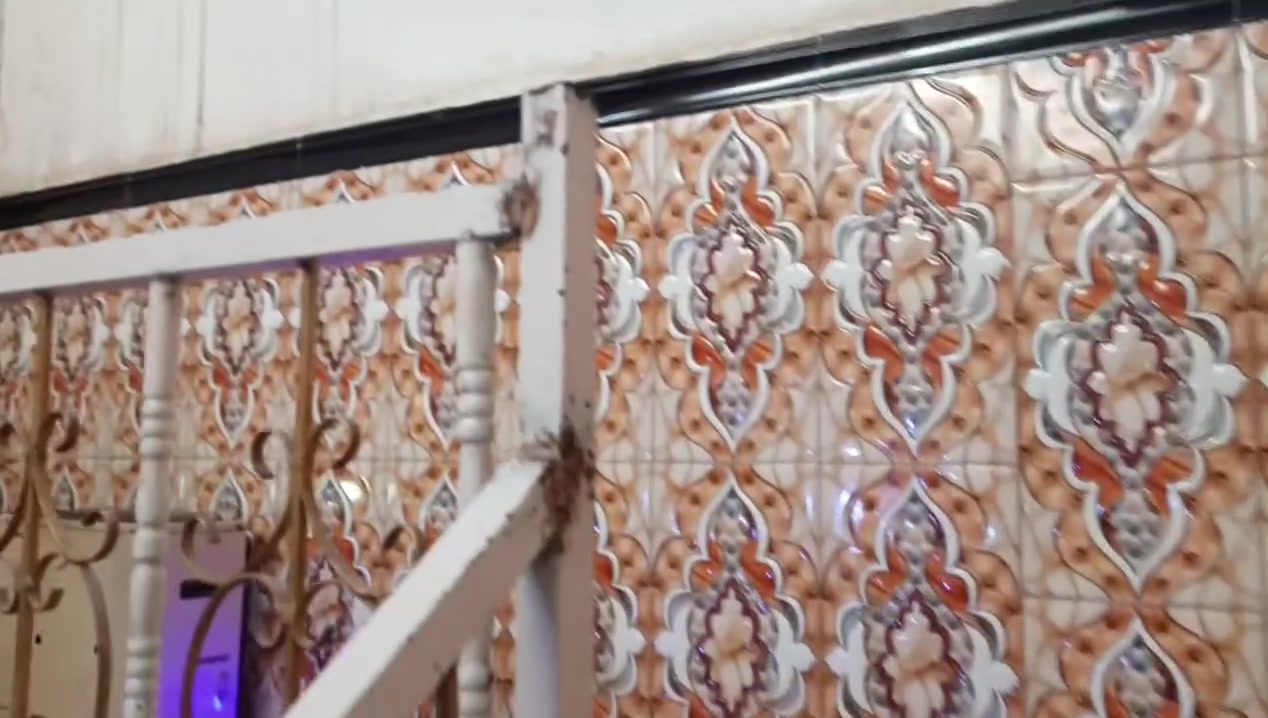 الحسينيه • ٢٠٠م • بناء حديث