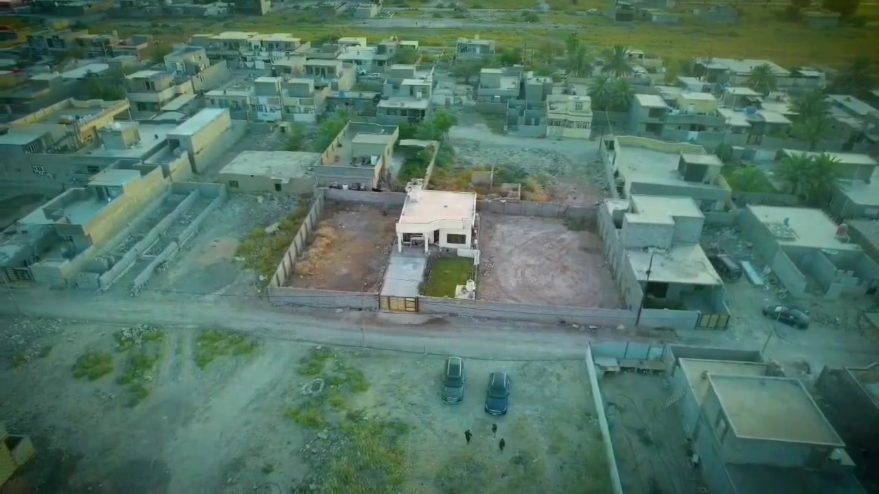 مكلف بالنشر 
فرصة استثمارية نصف دونم للبيع سند 25  يبعد عن جسر الطابقين 5دقائق مكان مميز وقريب جدا هور رجب شارع الإذاعة شارع محمد الحلاق   .. بسعر مناسب أو التقطيع حسب الطلب واجهة 40 متر نزال 30 متر للمعلومات أكثر شاهد الفيديو في النشر والتواصل مع صاحب العقار مباشر على الرقم ***********
