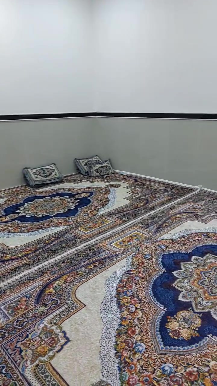 توكلنا على الله بيت البيع رقم معامله واصله التقيم مساحه 120 ركن على شارع 20  حي الغدير الثانيه قرب المدارس الصينيه البيت جديد الاستفسار الاتصال على الارقام ***********__ ***********
