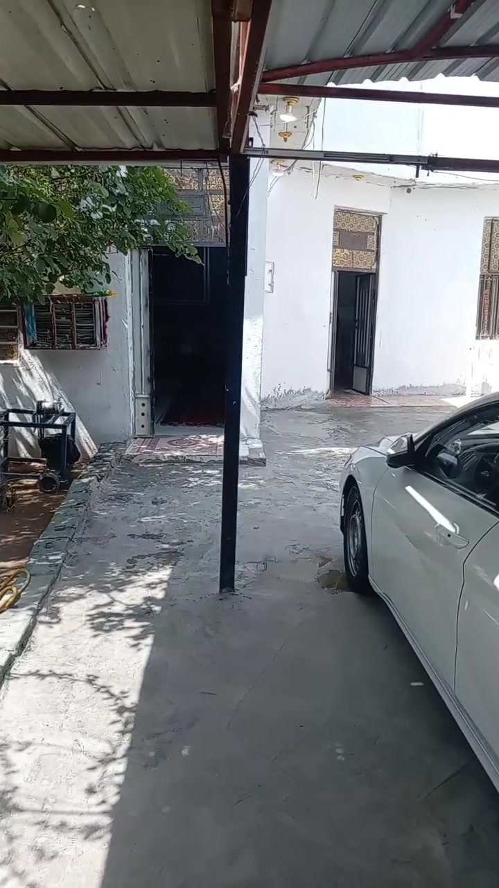 دار للبيع الزبير بدايت شارع المكصب مساحه 300م زراعي
كل التفاصيل يمك السعر 55وبي مجال هاتف *********** واتساب
