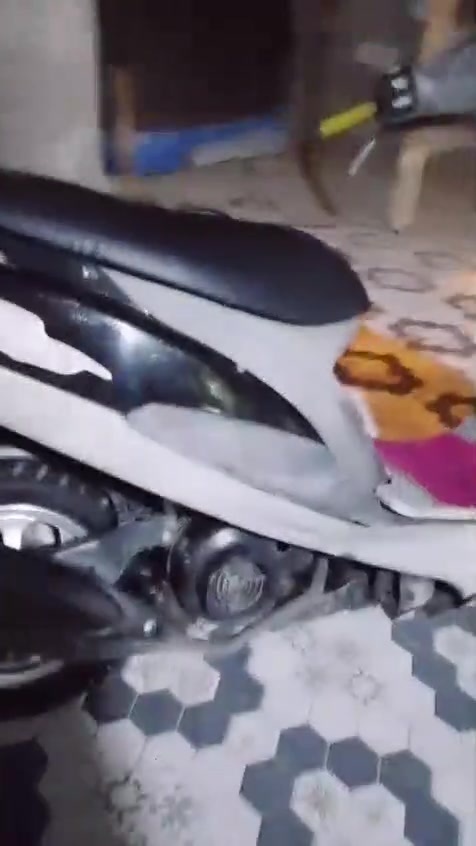 السلام عليكم دراجه مقفوله بكل شيء بلال حسينيه الساعه 600
***********
